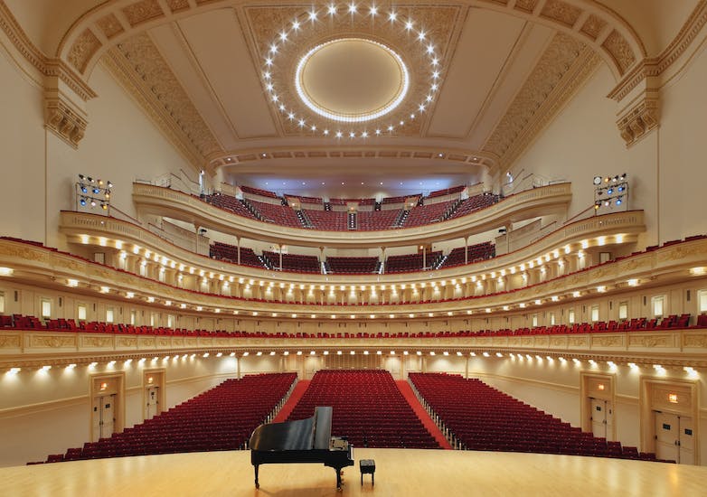 Stern-Auditorium-Perelman-Stage-02